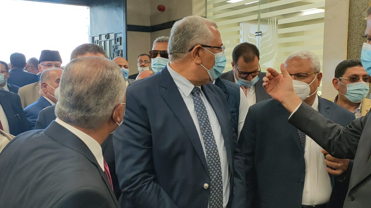 وزير الزراعة يفتتح البنك الزراعى المصرى بسمنود  (5)