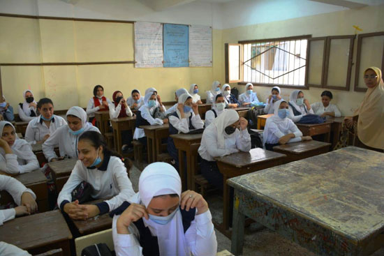 3630 مدرسة تستقبل 1.5 مليون طالب بالدقهلية (13)