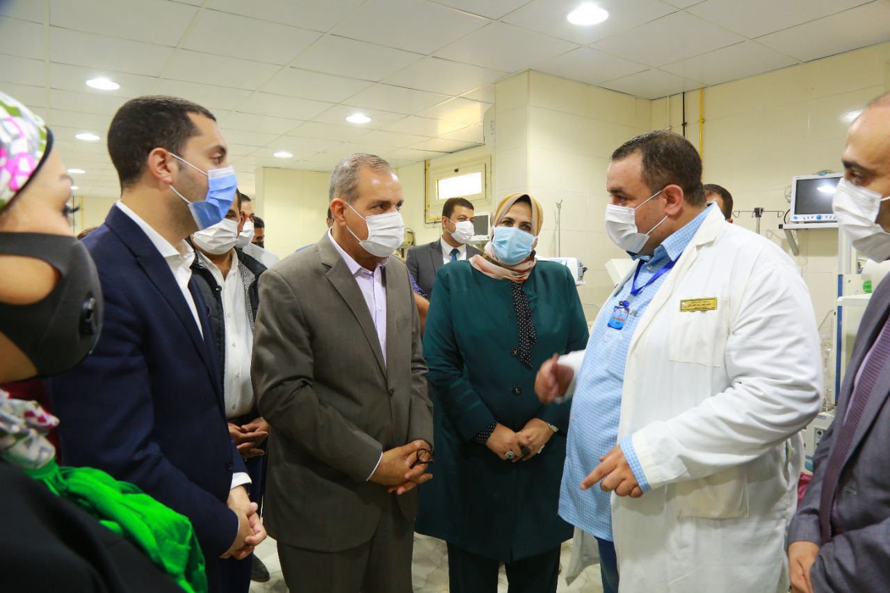 محافظ كفر الشيخ يتفقد مستشفى فوه المركزي