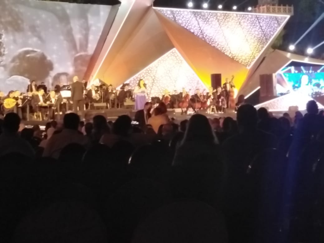 وعد البحري تغني لأسمهان في مهرجان الموسيقي العربية (3)