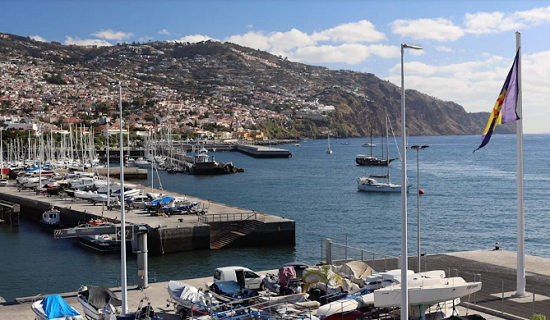 مناظر يطل عليها الفندق