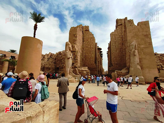 السياح-بالأقصر