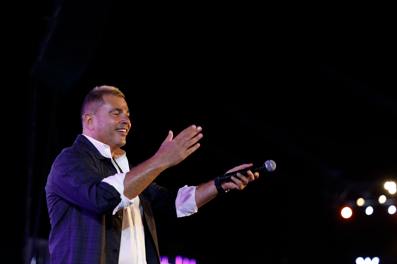 عمرو دياب فى الحفل