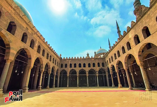 ساحة مسجد محمد علي داخل القلعة (2)