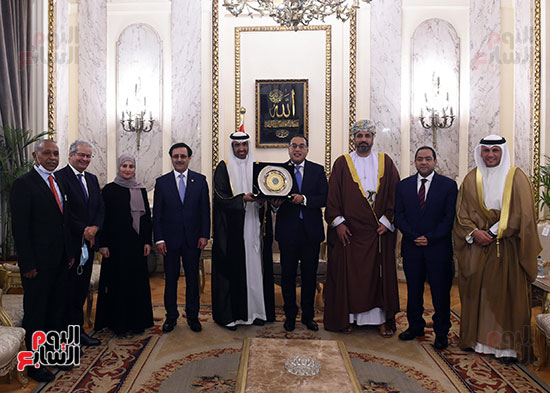 رئيس الوزراء يستقبل أعضاء المجلس التنفيذي للمنظمة العربية للتنمية الإدارية  (10)