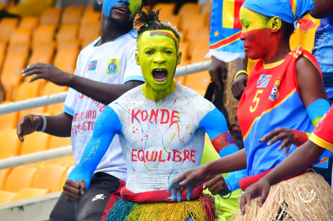 جماهير الكونغو في المباراة