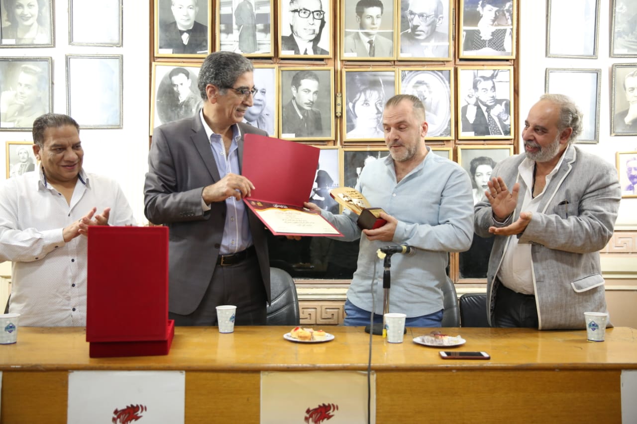 المهرجان القومي للمسرح يكرم اسم الشاعر نجيب سرور المهرجان القومي للمسرح يكرم اسم الشاعر نجيب سرور