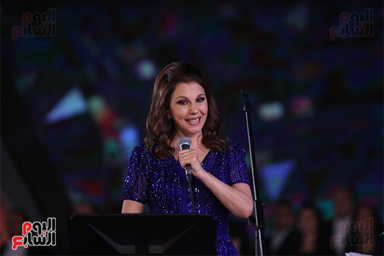 ماجدة الرومي ترفع علم مصر في حفل ختام مهرجان الموسيقي وتعلق بنحبك يامصر (25)