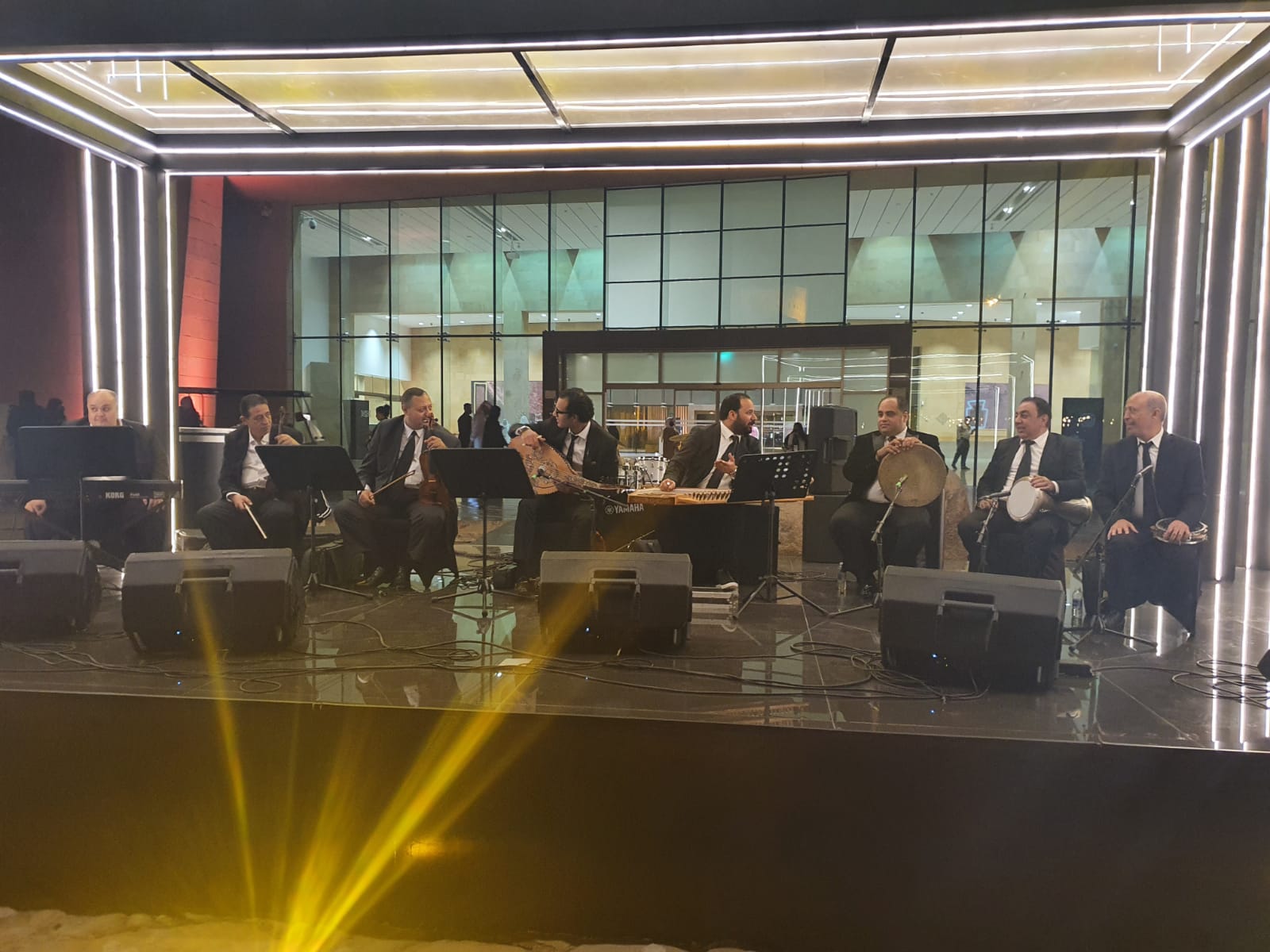 التخت العريى المصرى يبهر جمهور الرياض بأروع المقطوعات الموسيقية فى  المربع (2)