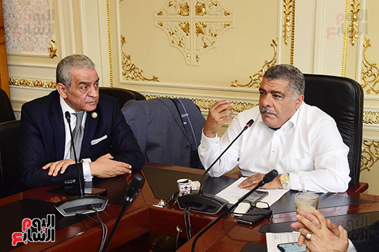 أجتماع لجنة الصناعة بمجلس النواب برئاسة النائب معتز محمد محمود  (7)
