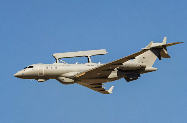 طائرة تابعة للقوات الجوية الإماراتية من طراز Saab Global 6000 Globaleye للإنذار المبكر والتحكم (AEW