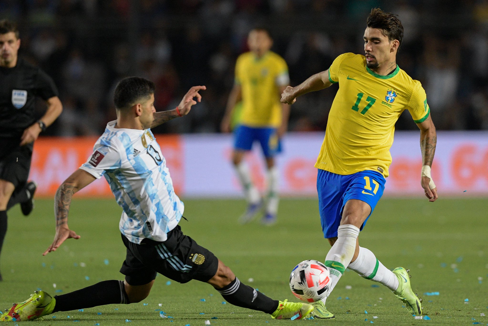 مباراة البرازيل والارجنتين (4)