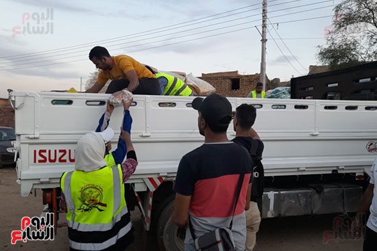 قوافل مساعدات تحيا مصر (8)