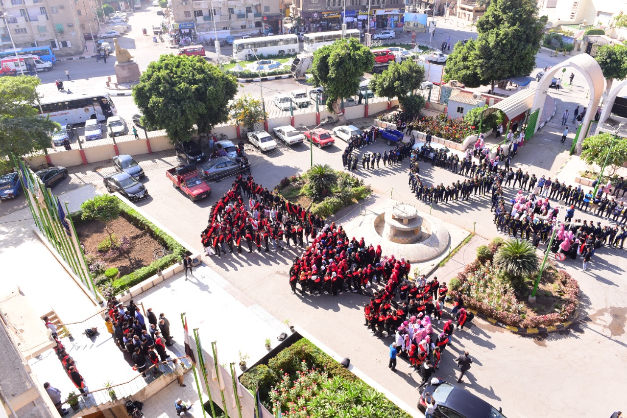طلاب من أجل مصر بجامعة سوهاج تحتفل ببدء كرنفال الانتخابات  (5)