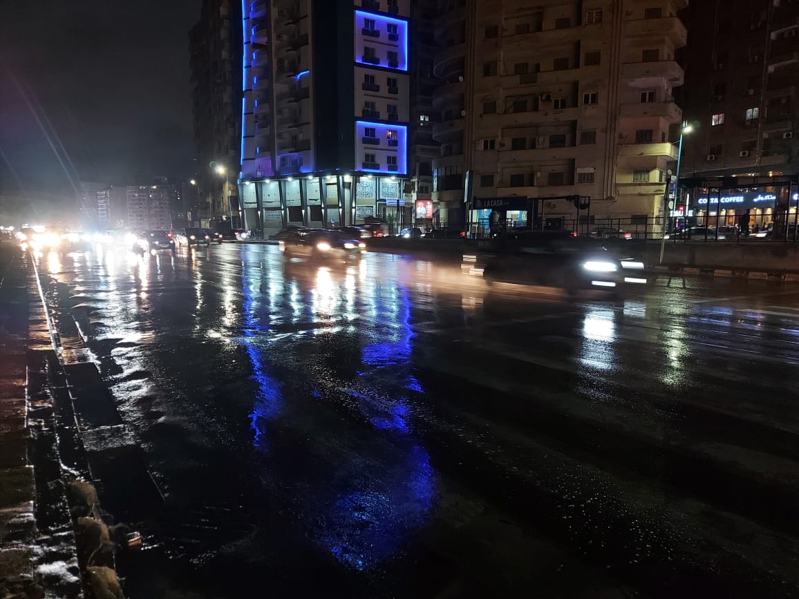 استمرار هطول الأمطار في الإسكندرية (2)