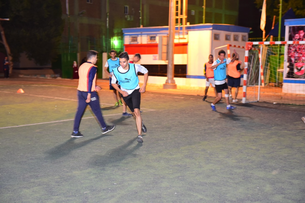 جامعة سوهاج تكرم 70 طالب في ختام مسابقات الأنشطة الطلابية  (17)