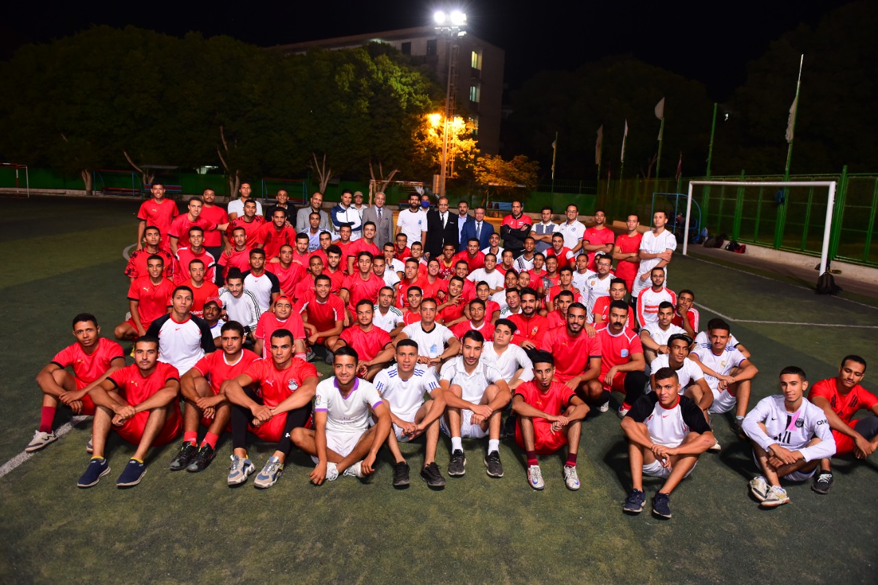 جامعة سوهاج تكرم 70 طالب في ختام مسابقات الأنشطة الطلابية  (15)