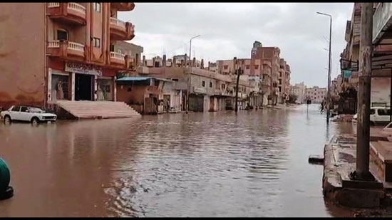 سقوط أمطار غزيرة على سواحل شمال سيناء (1)