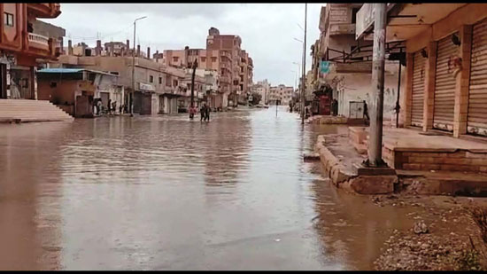 سقوط أمطار غزيرة على سواحل شمال سيناء (7)