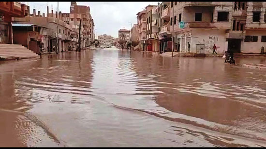 سقوط أمطار غزيرة على سواحل شمال سيناء (6)