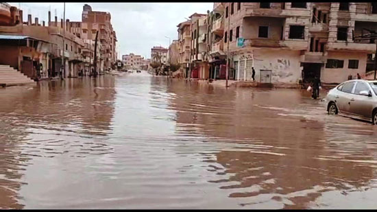 سقوط أمطار غزيرة على سواحل شمال سيناء (5)