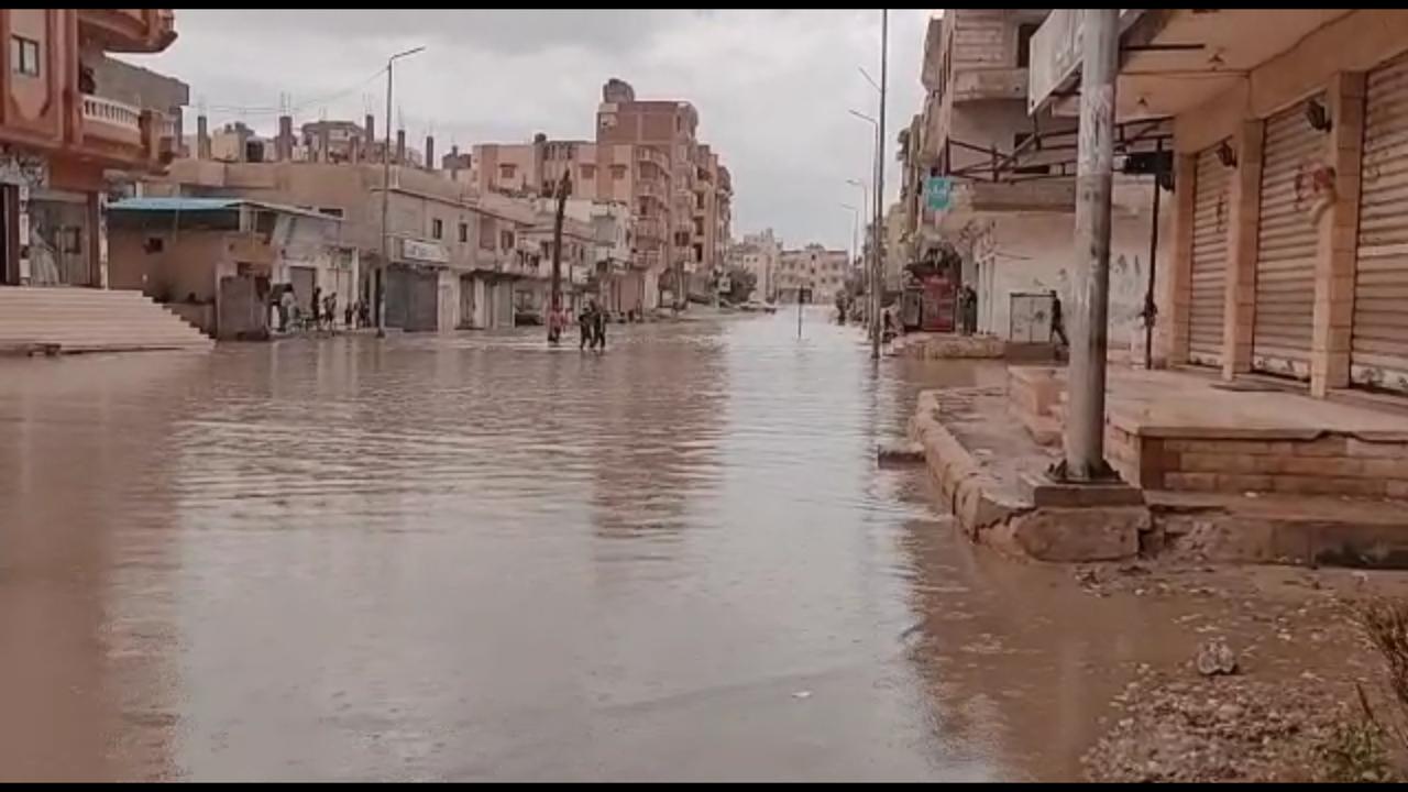 سقوط أمطار غزيرة على سواحل شمال سيناء (7)