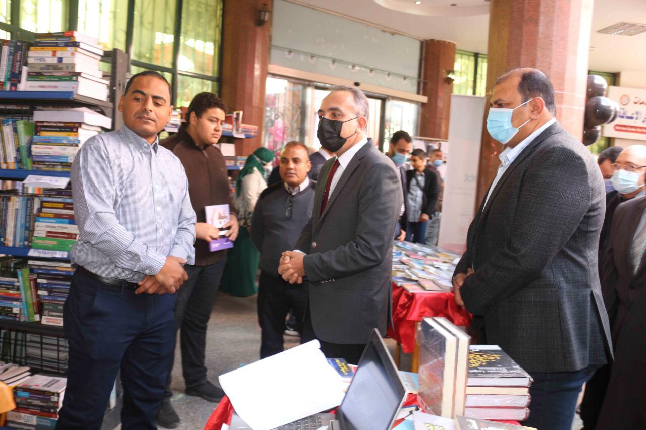 افتتاح معرض جامعة المنصورة للكتاب