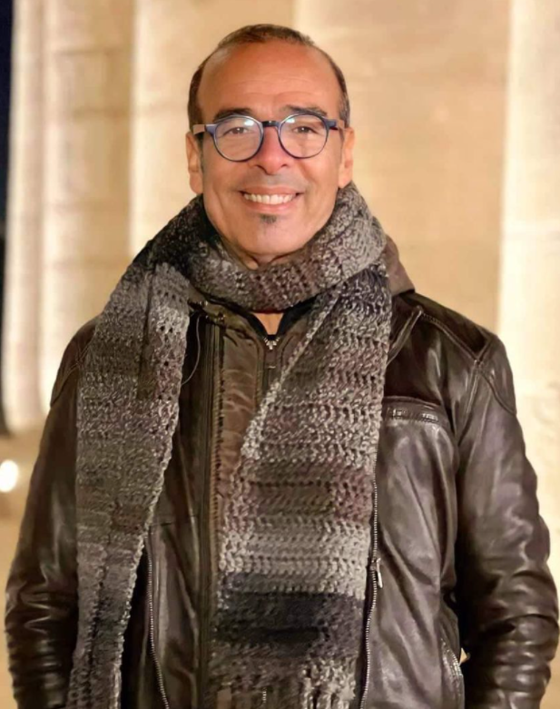 نادر عباسى