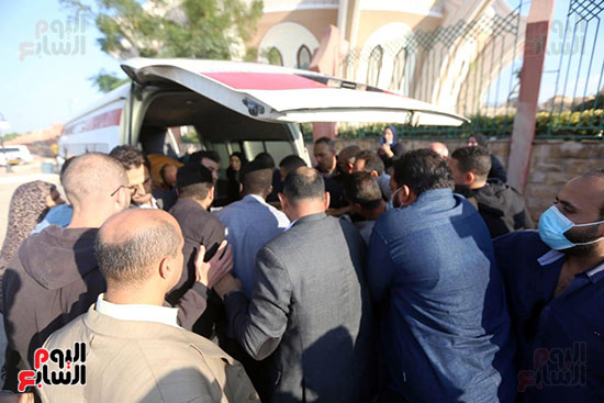 تشييع جنازة الإعلامية أسماء مصطفى (28)