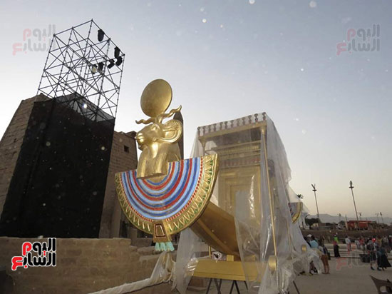 جانب من تصميم المراكب فى قلب طريق الكباش