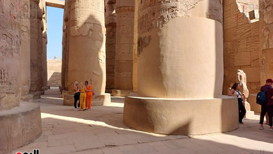 اعمدة-المعبد اعمدة-المعبد