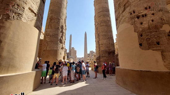 جانب-من-السياحة-في-المعبد جانب-من-السياحة-في-المعبد