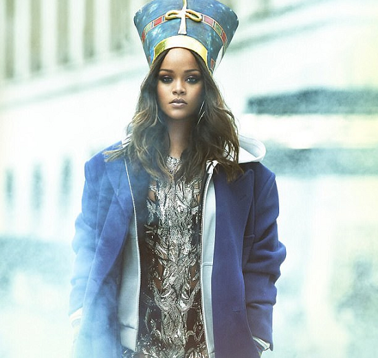 Another picture of Rihanna