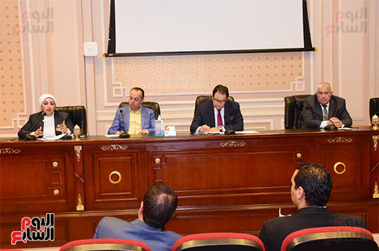 أجتماع لجنة النقل برئاسة النائب علاء عابد رئيس اللجنة (1)