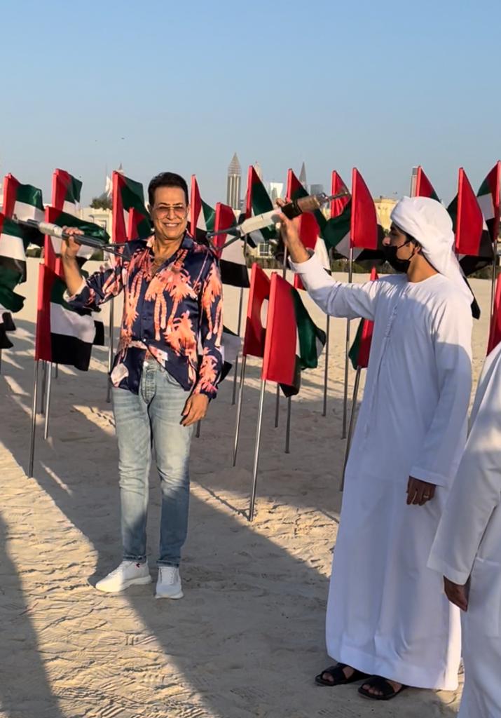 حكيم فى كواليس تصوير اغينة الجنة فى الامارات حكيم فى كواليس تصوير اغينة الجنة فى الامارات