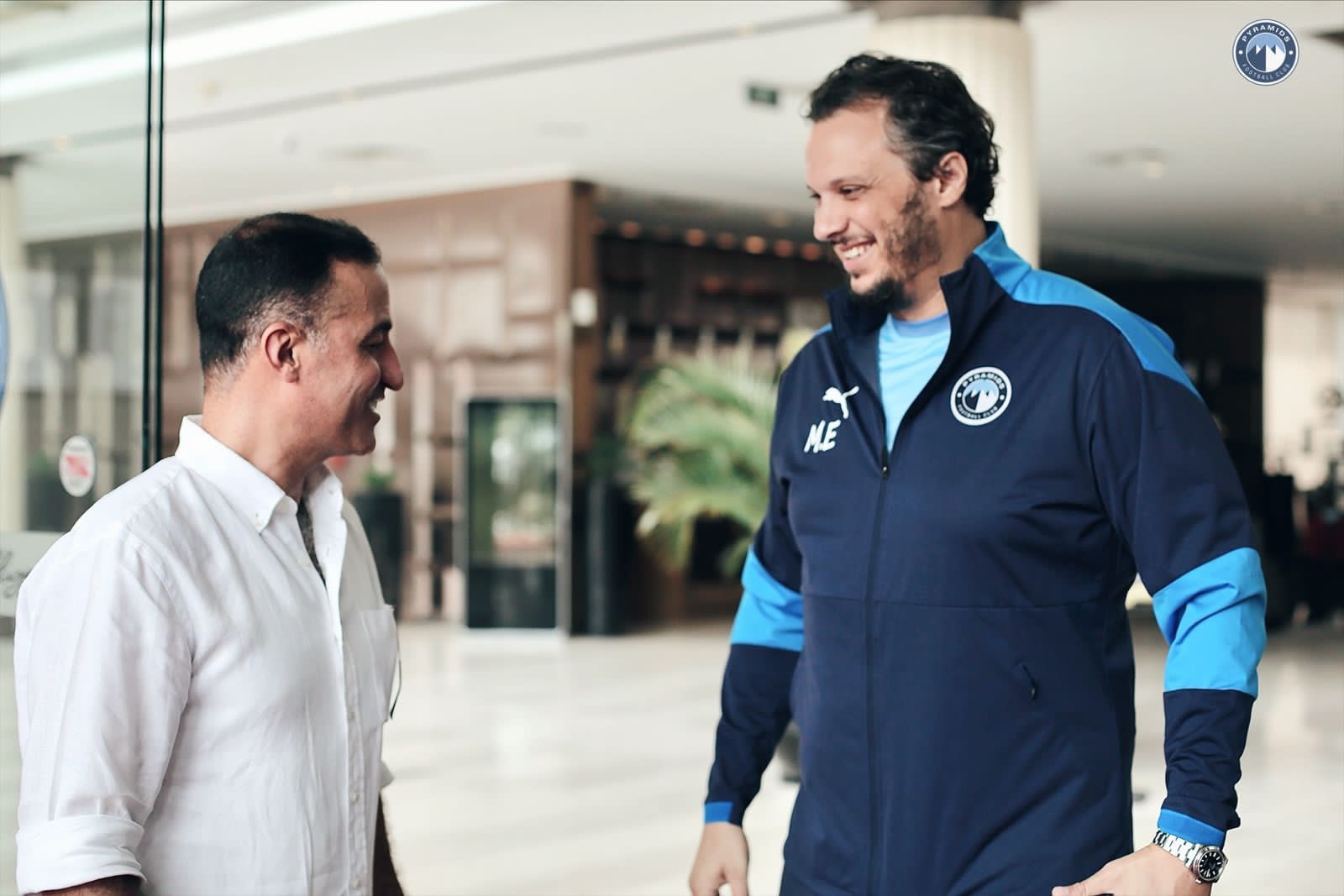 السفير المصرى بالكونغو يزور تدريب بيراميدز (2)