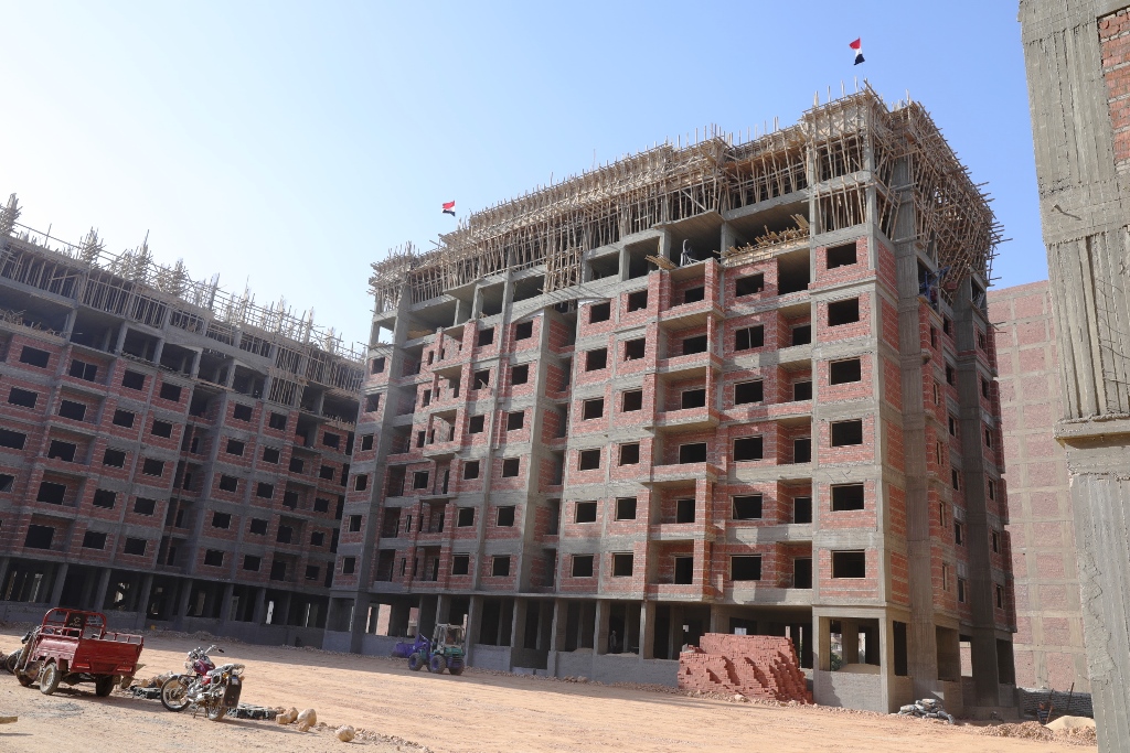 عمارات مشروع تطوير عواصم المحافظات بسوهاج (6)