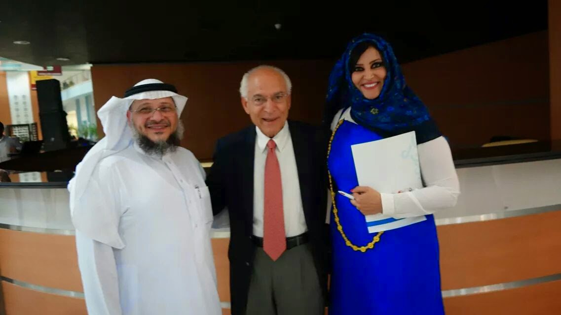 الدكتورة غادة عامر مع العالم المصرى الكبير فاروق الباز