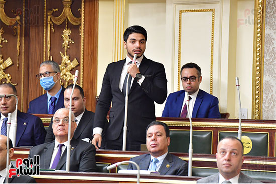 الجلسة العامة لمجلس النواب (32)