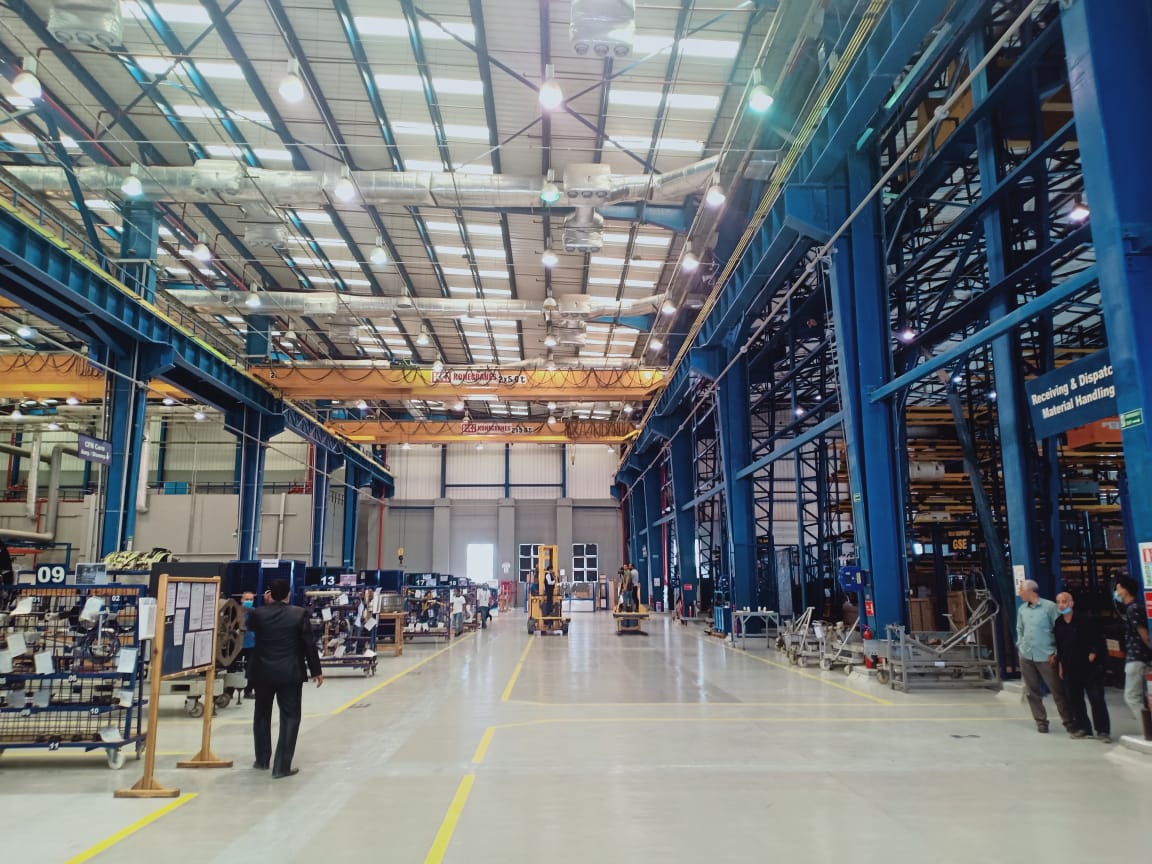  مراحل صيانة محركات الطائرات داخل مجمع ورش مصر للطيران (1)