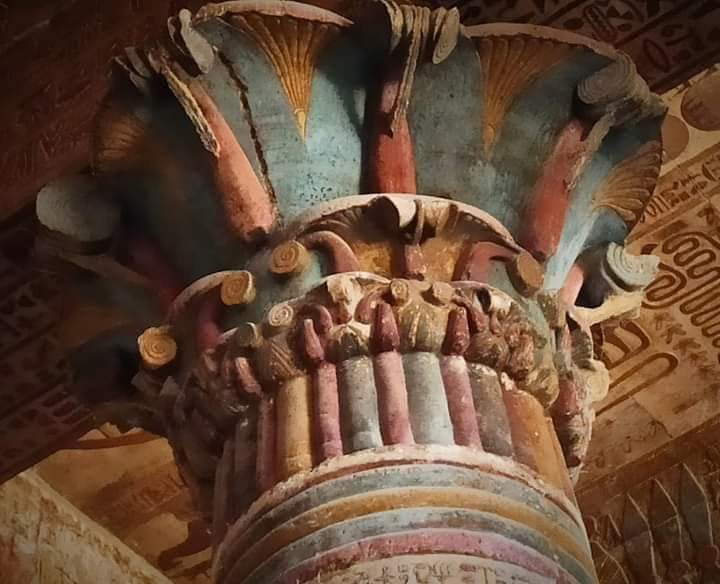الترميمات تعيد الألوان الساحرة لمعبد إسنا