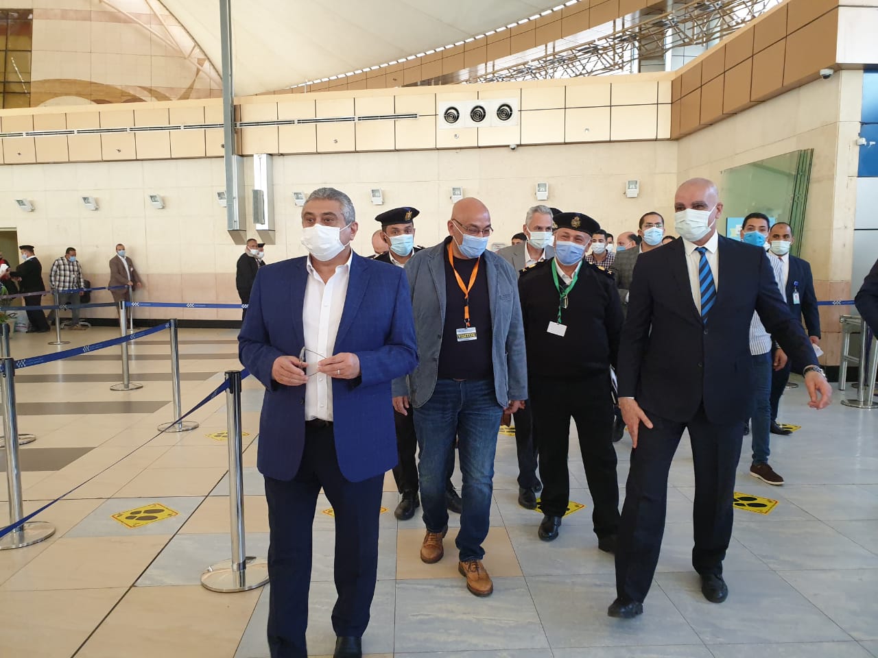 اللجنة العليا للتفتيش الأمني والبيئي بالمطارات تتفقد مطار شرم الشيخ الدولي (2)