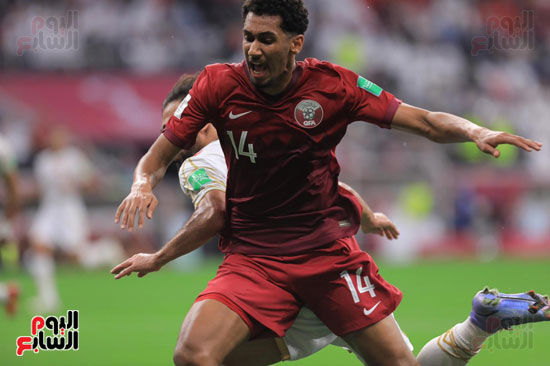 منتخب قطر والبحرين (28)