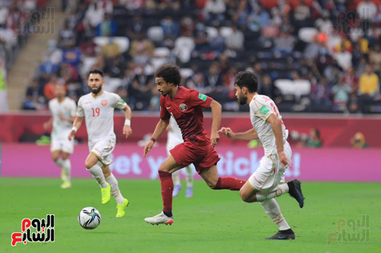 منتخب قطر والبحرين (35)