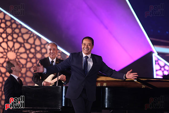 مدحت صالح يتفاعل مع جمهور الموسيقى العربية  (5)