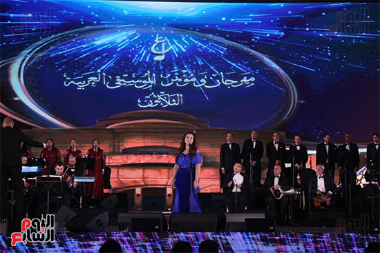 مروة ناجى تطرب جمهور مهرجان الموسيقى العربية بأغانى الزمن الجميل (9)