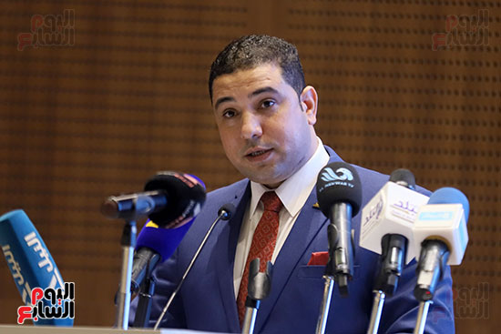 الدكتور طارق شوقى ، تسليم جائزة كونفوشيوس لجامعة عين شمس (28)