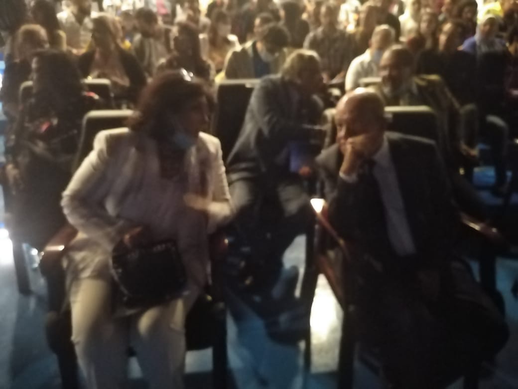تكريم سهير المرشدي ولطفي لبيب في افتتاح مسرح نهاد صليحة بأكاديمية الفنون بحضور وزيرة الثقافة (6)