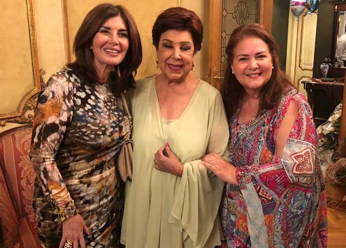 ميرفت ورجاء ودلال