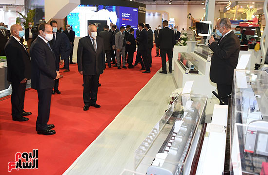 الرئيس السيسي يفتتح اليوم معرض ومؤتمر النقل الذكى (20)